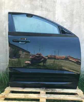 Jaguar E-Pace Front door