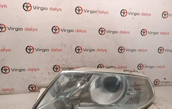 Skoda Octavia Mk1 (1U) Headlight/headlamp E8203577