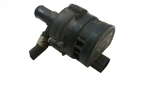 Mercedes-Benz C W204 Water pump