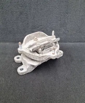 Audi A4 S4 B8 8K Gearbox mounting bracket 8K0399115S 8K0399151