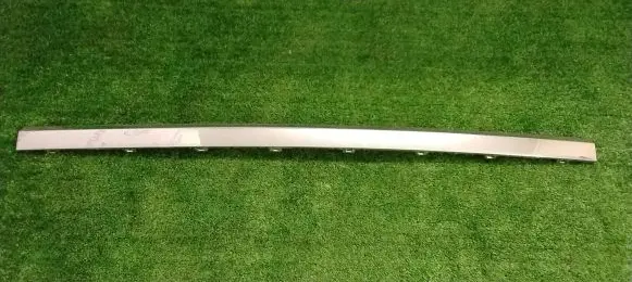 Volkswagen Touareg III Rear bumper trim bar molding 760853835