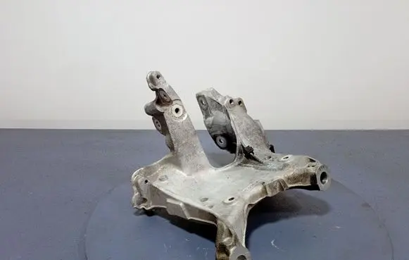 Audi A6 S6 C8 4K Engine mount vacuum valve 80A399295