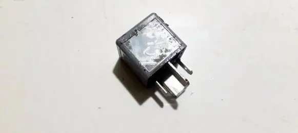 Audi A6 S6 C5 4B Other relay 8d0951253 v23134-j52-x300