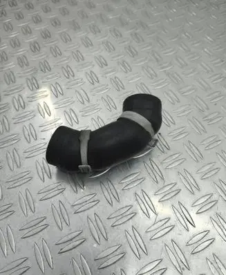 Intercooler hose/pipe