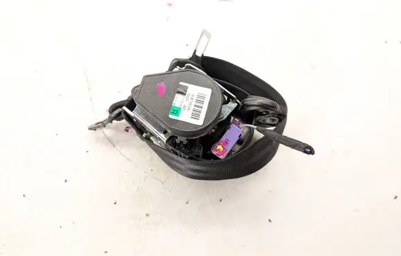 Audi Q7 4L Rear seatbelt 4L0857806H