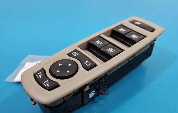 Renault Fluence Electric window control switch IMPRK1581292