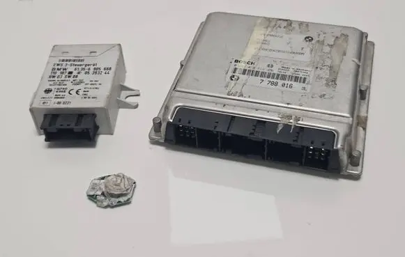 BMW 5 E39 Engine ECU kit and lock set 7788016 28RTE908 0281010314