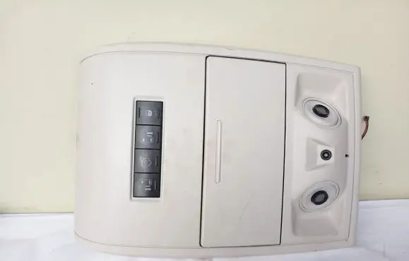 Chrysler Grand Voyager V Front seat light