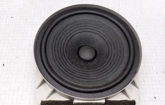 Honda Civic Subwoofer speaker EAS16P602C