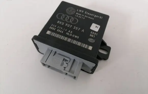 Audi A4 S4 B8 8K Light module LCM 8K5907357A