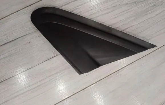 Front arch trim