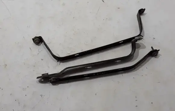 Audi A6 S6 C8 4K Fuel tank mounting bracket 4K0201654E