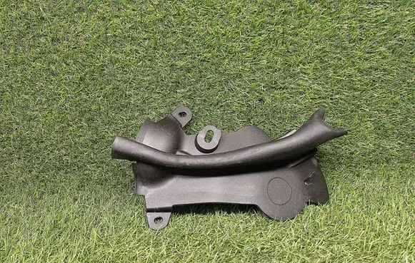 BMW 5 G30 G31 G38 Engine compartment rubber 7349602 51767349602 74850613