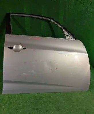 KIA Venga Front door
