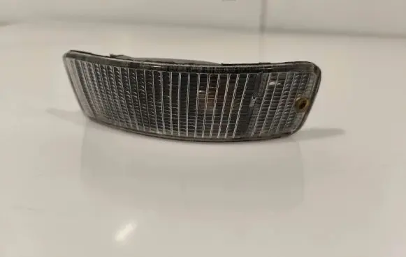 Audi Coupe Front indicator light 016646