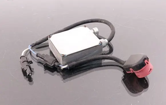 BMW 3 E36 Xenon control unit/module MDF35E 16688