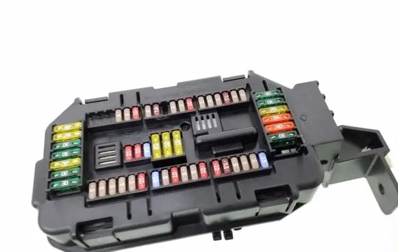 BMW X5 F15 Fuse module 9316568 9265835 90800845