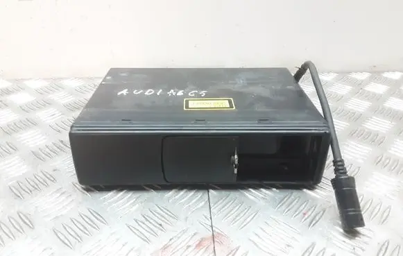 Audi A6 S6 C5 4B CD/DVD changer 