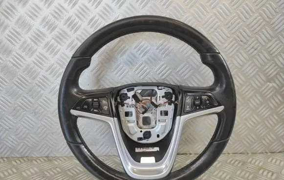 Opel Astra J Steering wheel 13351029 307177099P10 0060028858