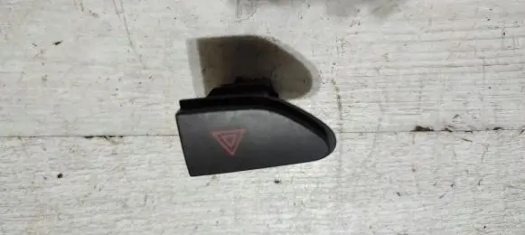 Dacia Duster Hazard light switch 262907372R 255706283R