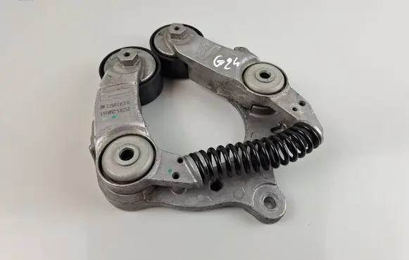 KIA Sportage Generator/alternator belt tensioner 252812MHA1