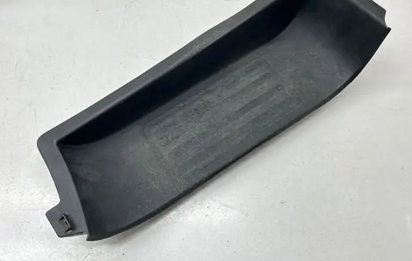 Volkswagen Transporter - Caravelle T5 Front sill trim cover 7H0863736G 8078388 7H0863736F