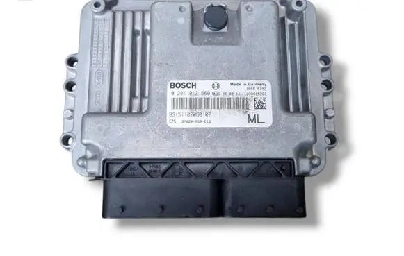 Honda Civic Engine control unit/module ECU 0281012660 37820-RSR-E15
