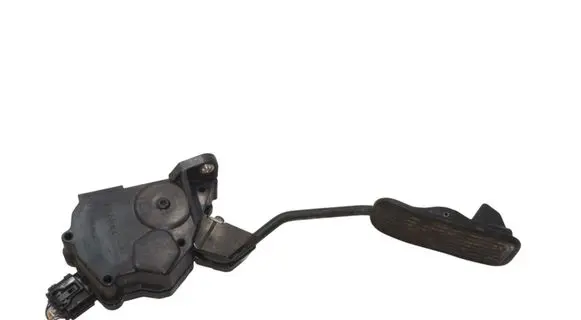 Lexus CT 200H Accelerator throttle pedal 7811076011