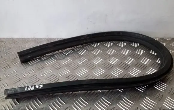 Audi A6 C7 Engine compartment rubber 4G0823723