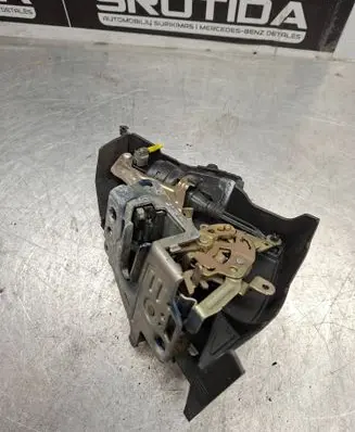 Mercedes-Benz E W210 Rear door lock 2027300635