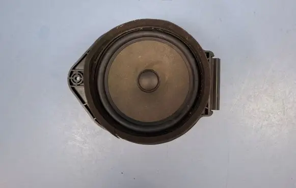 Opel Astra J Front door speaker 26265116