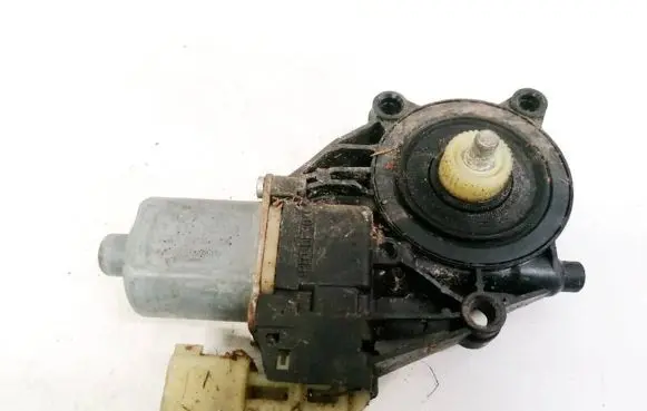Ford Fiesta Front door window regulator motor 8a6114553b 8a61-14553-b