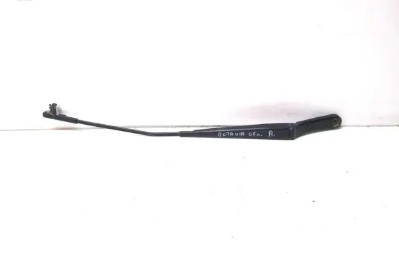 Skoda Octavia Mk2 (1Z) Front wiper blade arm 1Z1955410