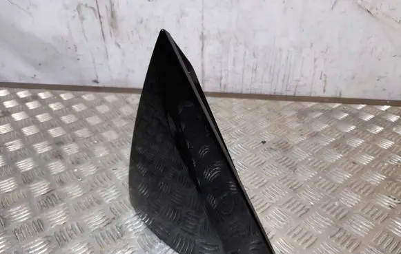 Chrysler Pacifica Tailgate trim 68227309AC 68227309