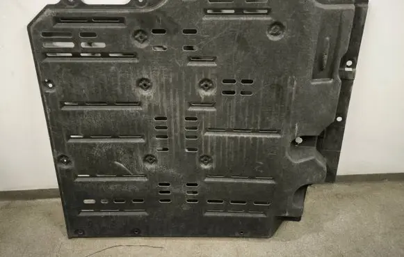 Lexus RX V Front underbody cover/under tray 5839948020