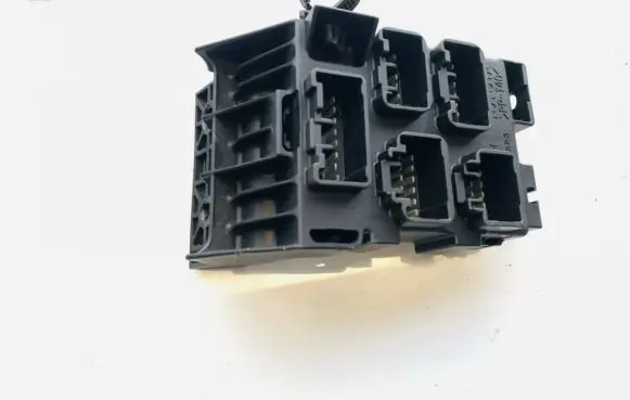 Toyota Avensis T250 Fuse box set 8273405030 82734-05030