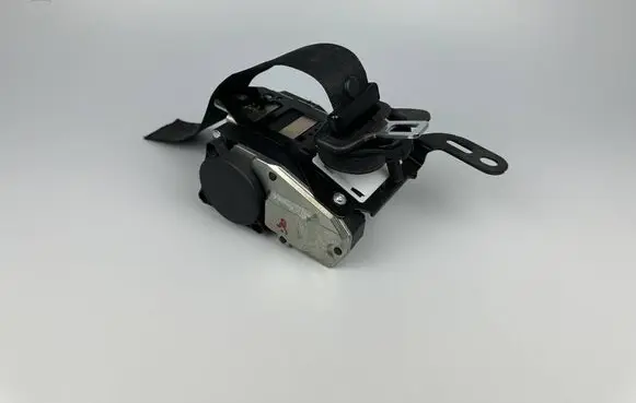 BMW 7 F01 F02 F03 F04 Front seatbelt 622367900D 622367900 M194VK62425