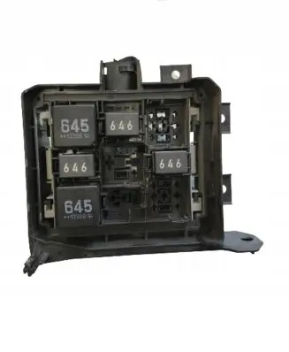 Porsche Cayenne (92A) Relay mounting block 7P0937149