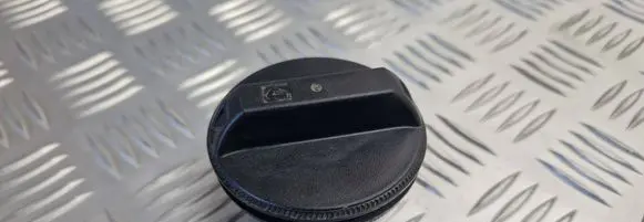 Nissan Almera N16 Fuel tank filler cap 