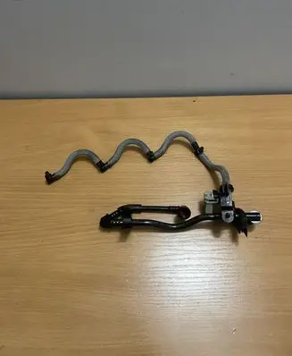 Renault Trafic III (X82) Fuel return line/hose 166718953R