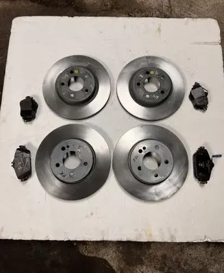 Mercedes-Benz E W213 Brake discs and calipers set 