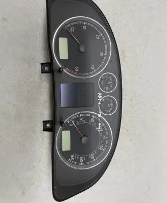 Volkswagen PASSAT B5.5 Speedometer (instrument cluster) 3B0920926A 2606012357 VWZ7Z0A3862677