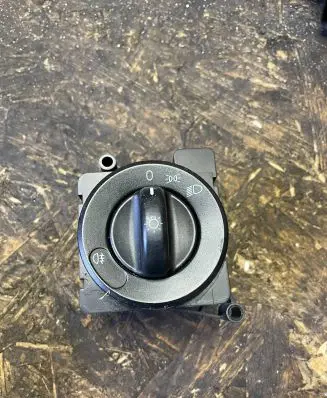 Mercedes-Benz Sprinter W906 Light switch A9065450104 1816956 ZGS003