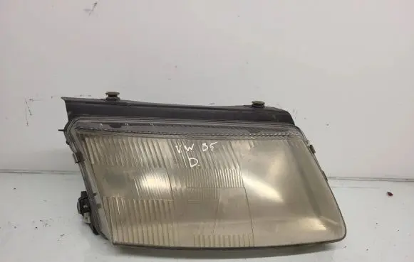 Volkswagen PASSAT B5 Headlight/headlamp 14742600