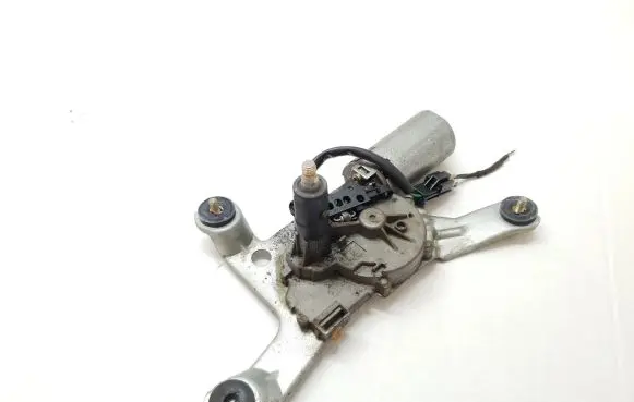 Mitsubishi Carisma Rear window wiper motor 0390206514