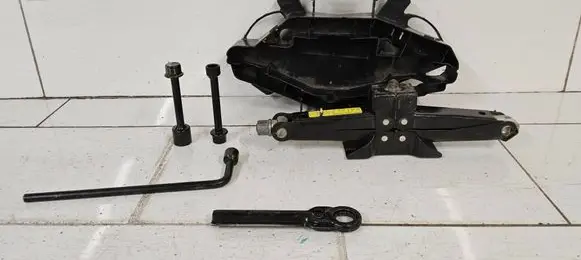 Opel Vivaro Lift Jack 212193 91165728