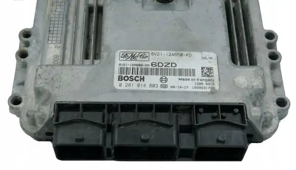 Ford Fiesta Engine control unit/module 8V2112A650KD 6DZD