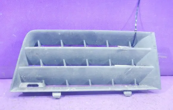 Renault Megane II Front bumper lower grill D8200114157E