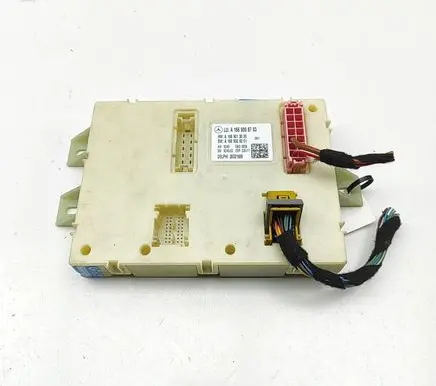 Mercedes-Benz ML W166 Central body control module A1669008703 A1669013000