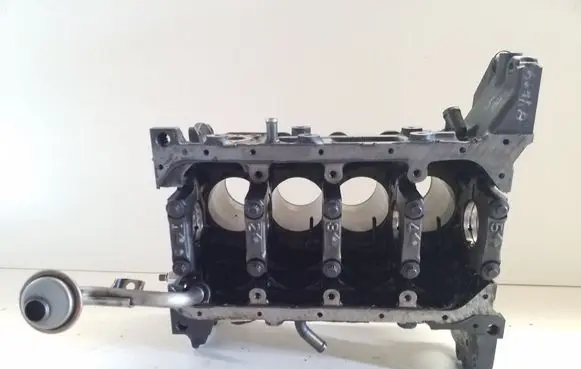 Opel Astra H Engine block Z17DTH